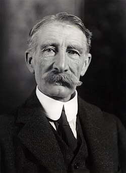 Claude  Bowes-Lyon