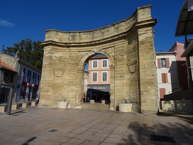 Histoire La Porte d Arles  - Istres