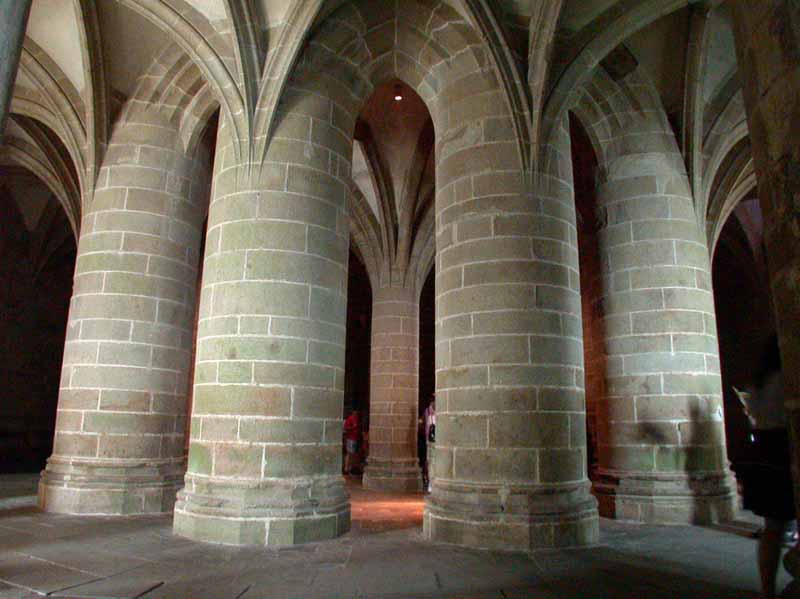 Histoire Le Mont-Saint-Michel  - Le Mont-Saint-Michel Les cryptes