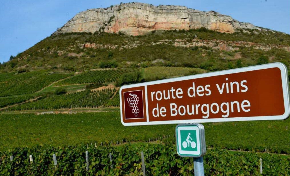 Routes des vins de Bourgogne en voiture